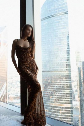 Проститутка Питера Джулия Брюнетка c 2 размером груди у метро Гражданский Проспект Санкт-Петербург Фото-4